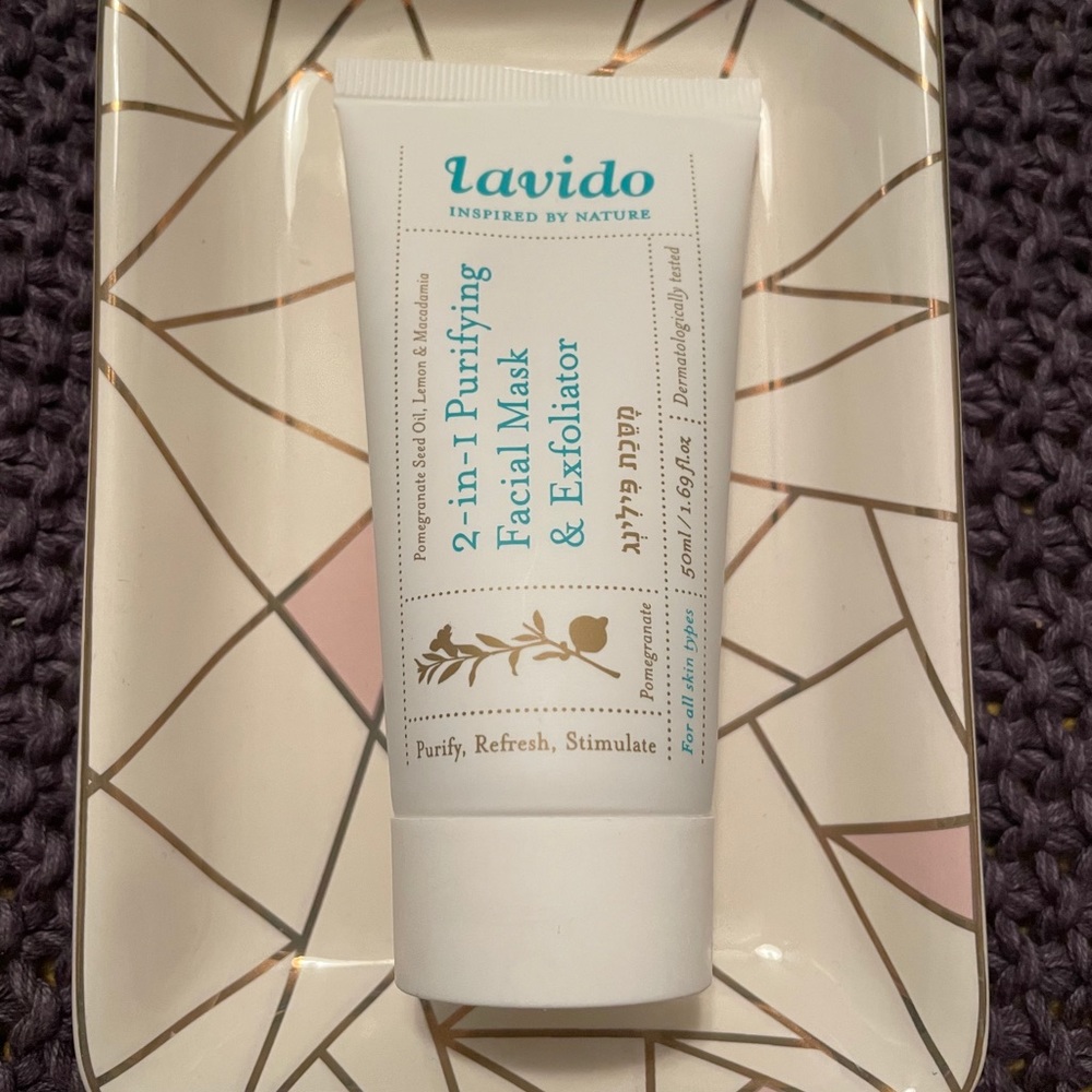 Lavido 2-IN-1 PURIFYING FACIAL MASK AND EXFOLIATOR